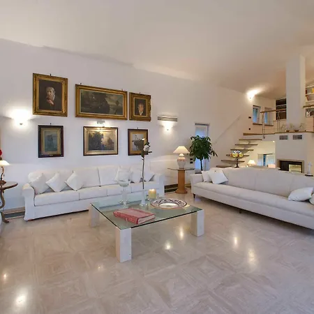 Jewel Sorrento